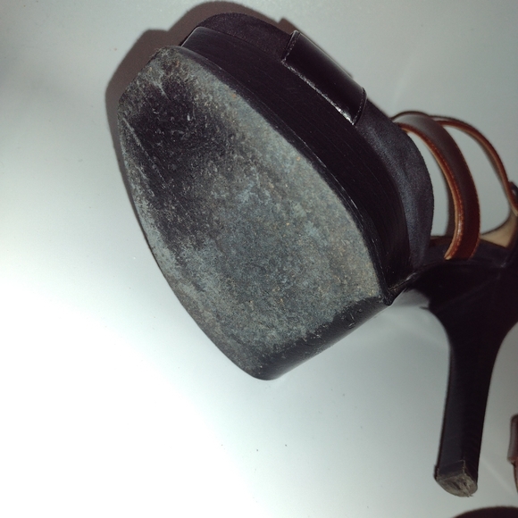 Fendi FF L ogo Black & Brown Criss Cross Platform Heels - Picture 10 of 12